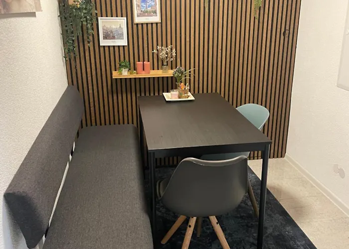 Moderne Ruhige Ferienwohnung